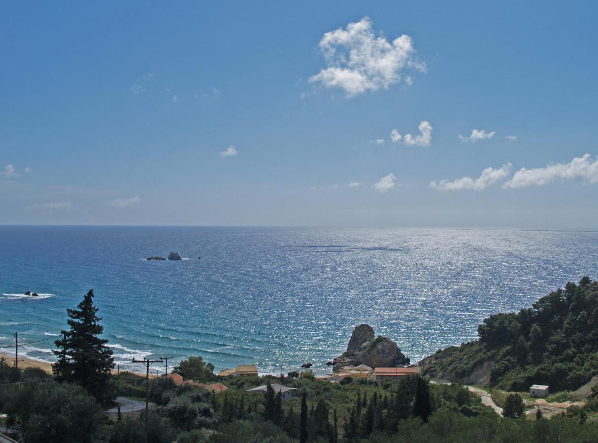 Luxury Loft Apartment With Pool - Pelekas Beach, Corfu Exterior foto